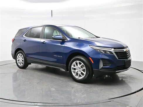 Used 2023 Chevrolet Equinox LT image 1