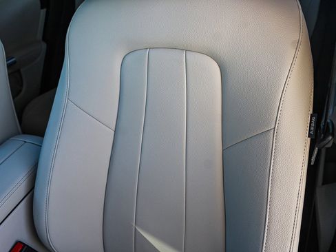 Certified 2025 Mercedes-Benz GLA 250 image 23