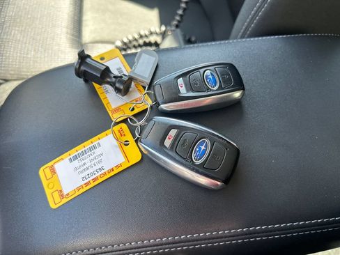 Used 2019 Subaru Ascent Premium AWD/4WD image 22