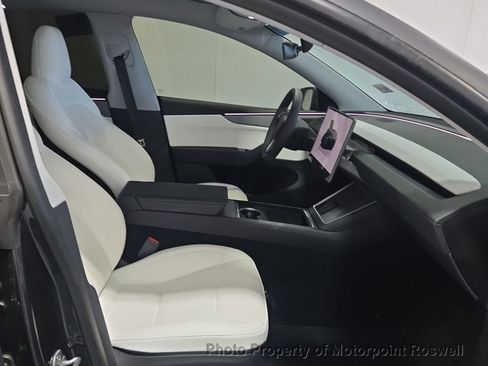 Used 2026 Tesla Model Y Long Range image 3