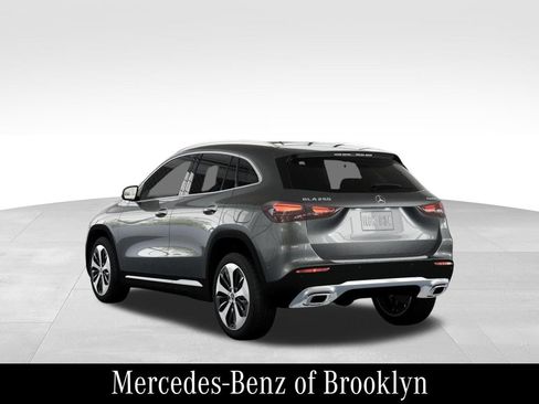 Certified 2026 Mercedes-Benz GLA 250 4MATIC image 31