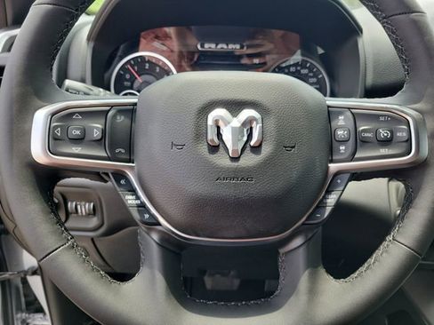 New 2026 RAM 1500 4x4 Crew Cab image 11
