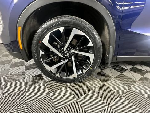 Used 2024 Mitsubishi Outlander SE AWD/4WD image 13