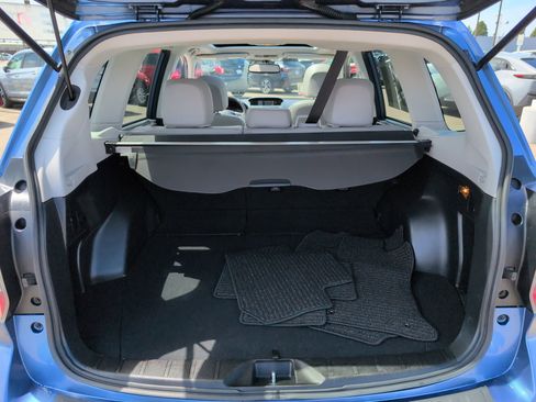 Used 2016 Subaru Forester 2.5i Limited AWD/4WD image 19