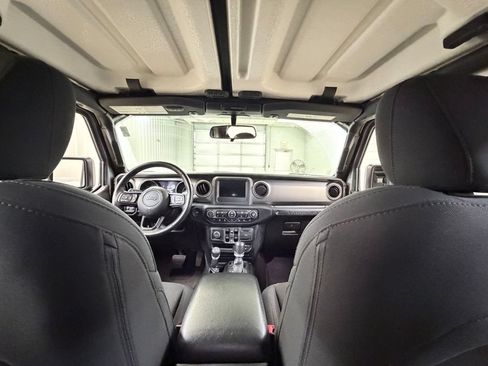 Used 2018 Jeep Wrangler Unlimited Sport S AWD/4WD image 22