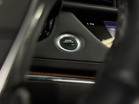 Used 2022 Cadillac XT5 Premium Luxury w/ LPO, Floor Liner Package image 36