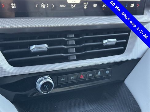 Used 2025 Ford Explorer Active w/ Active Comfort Package image 13