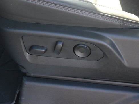 Used 2024 Chevrolet Silverado 1500 High Country w/ High Country Premium Package image 16