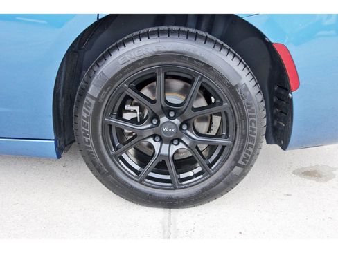 Used 2023 Dodge Charger SXT w/ Cold Weather Package RWD image 30