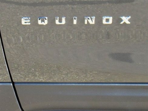 Used 2020 Chevrolet Equinox LT FWD image 35