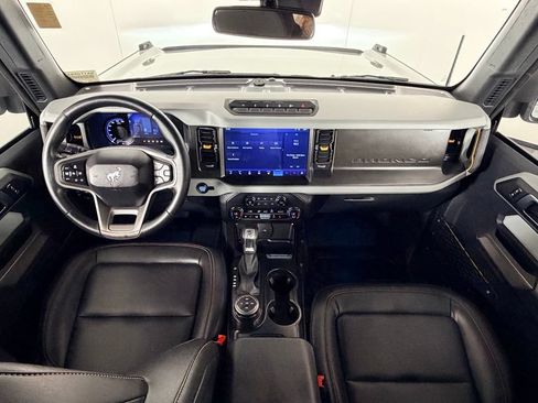 Used 2023 Ford Bronco Badlands AWD/4WD image 13