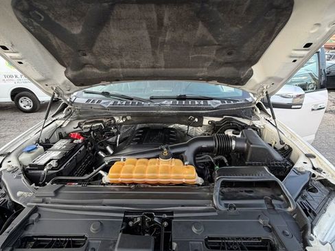 Used 2015 Ford F150 Lariat w/ Equipment Group 502A Luxury image 18