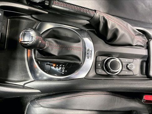Used 2018 MAZDA MX-5 Miata Grand Touring image 17
