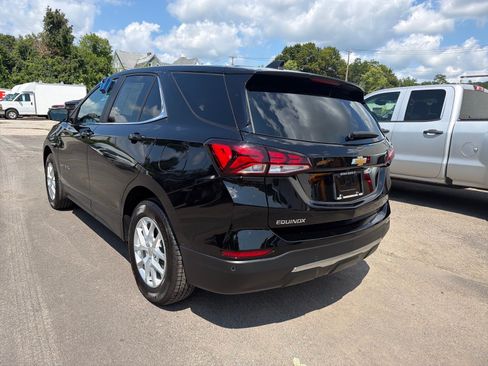 Used 2024 Chevrolet Equinox LT AWD/4WD image 11