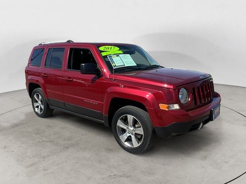 Used 2017 Jeep Patriot High Altitude AWD/4WD image 8