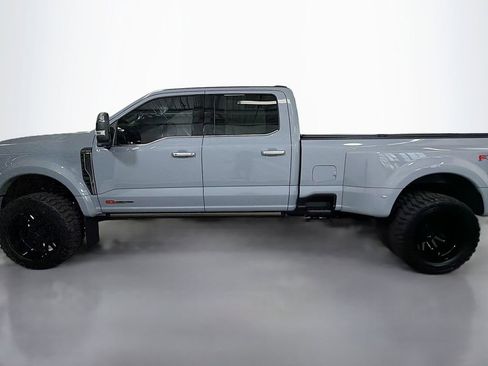 Used 2025 Ford F450 Platinum w/ Platinum Plus Package AWD/4WD image 6