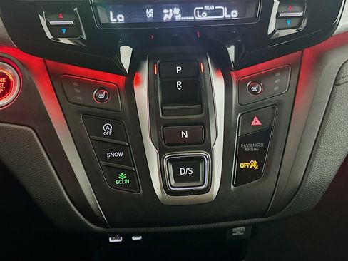 Used 2025 Honda Odyssey Sport-L image 24