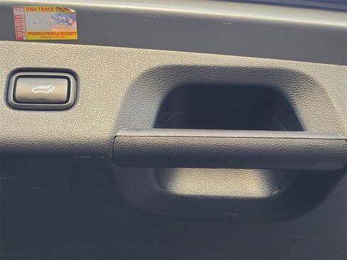 Used 2023 Hyundai Palisade SEL w/ Premium Package image 27