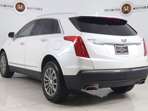 Used 2018 Cadillac XT5 Luxury w/ Driver Awareness Package FWD image 4