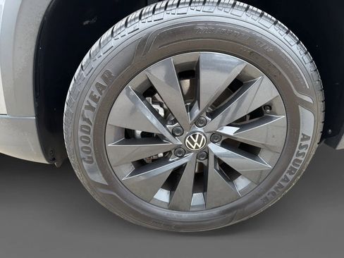 Used 2022 Volkswagen Taos S w/ IQ Drive S Package image 6