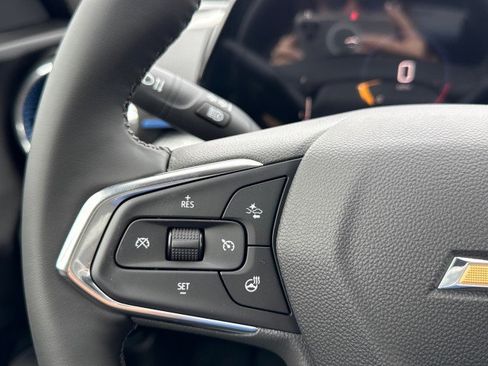 New 2025 Chevrolet Trax LT w/ Driver Confidence Package image 27