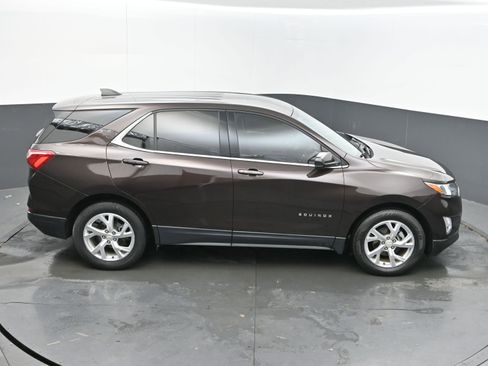 Used 2020 Chevrolet Equinox LT image 36