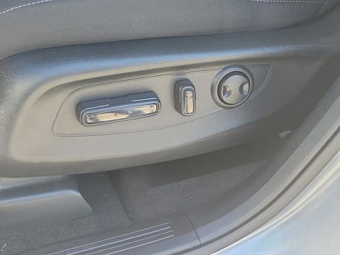 Used 2025 Honda CR-V EX image 26