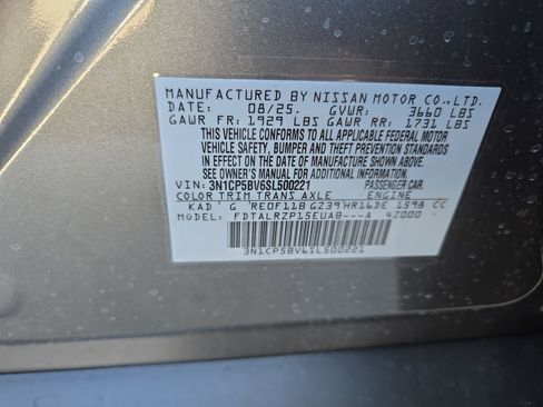 New 2025 Nissan Kicks Play S image 38