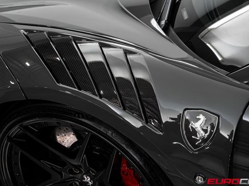 Used 2020 Ferrari F8 Tributo image 17