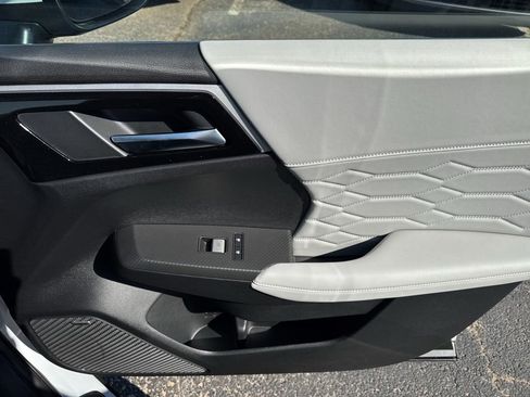 New 2026 Mitsubishi Outlander SEL FWD image 26