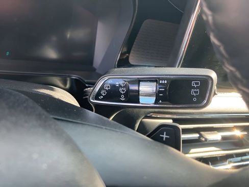 Used 2024 Lincoln Corsair Grand Touring image 19