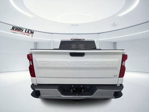 Used 2020 Chevrolet Silverado 1500 LT w/ Convenience Package image 3