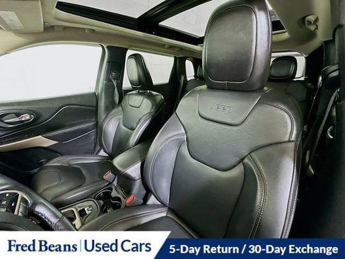 Used 2018 Jeep Cherokee Limited w/ High Altitude Package AWD/4WD image 26