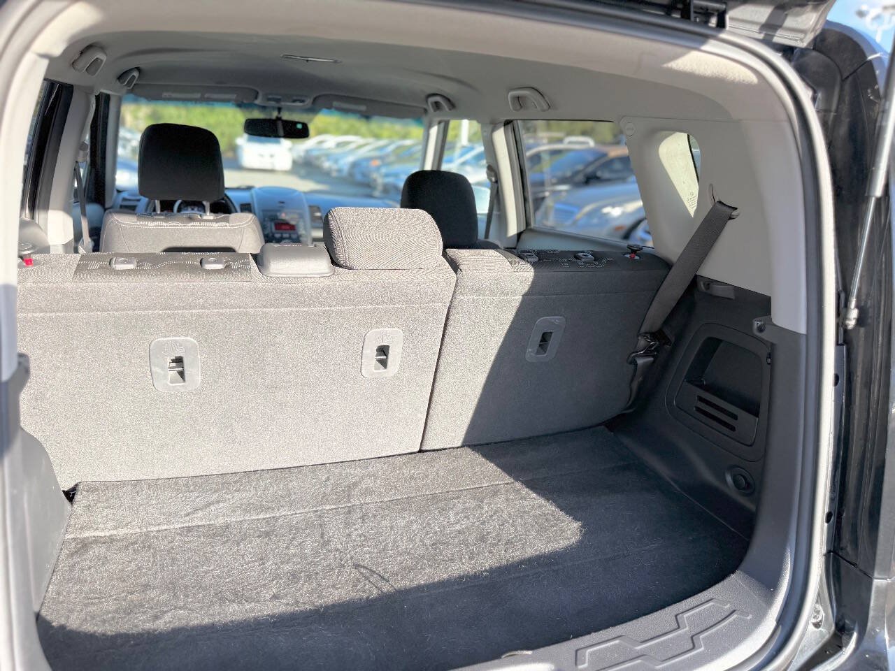 Used 2012 Kia Soul + FWD image 16