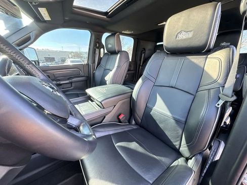 Used 2024 RAM 3500 Limited image 19