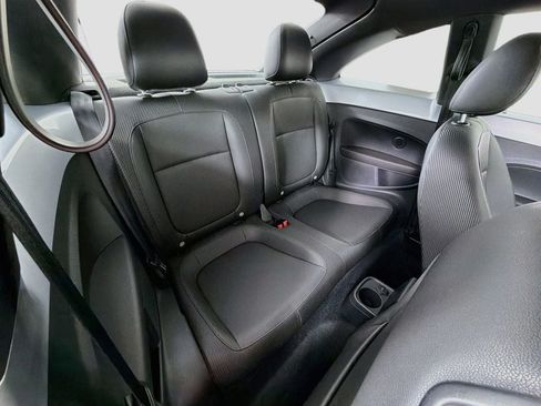 Used 2014 Volkswagen Beetle TDI FWD image 21