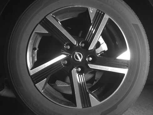 Used 2025 Nissan Sentra SV image 13