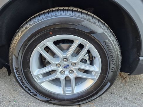 New 2026 Ford Explorer Active w/ Active Comfort Package RWD image 14