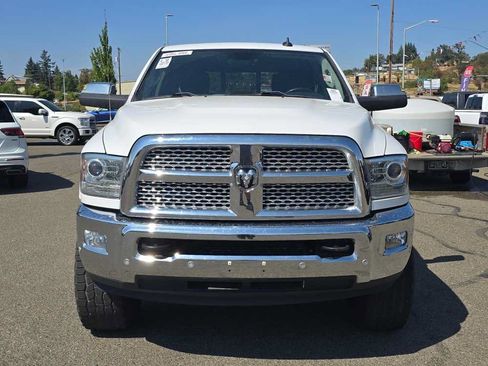Used 2016 RAM 3500 Laramie w/ Convenience Group AWD/4WD image 12
