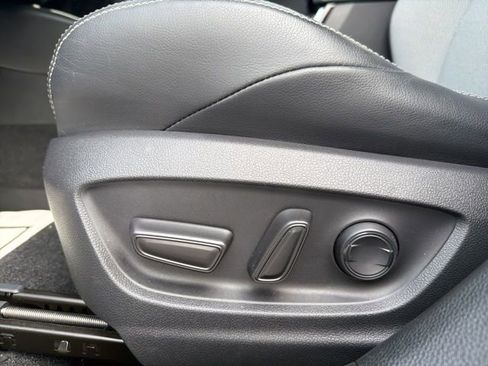 Certified 2022 Toyota Corolla XSE image 16