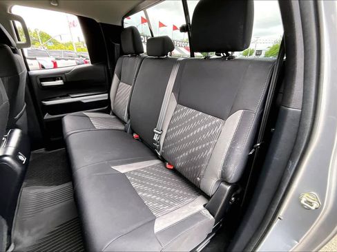 Certified 2018 Toyota Tundra SR5 w/ TRD Off Road Package AWD/4WD image 20