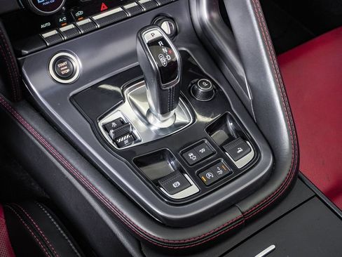 Used 2021 Jaguar F-TYPE R AWD/4WD image 29