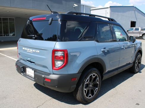 New 2025 Ford Bronco Sport Outer Banks w/ Outer Banks Tech Package+ image 3