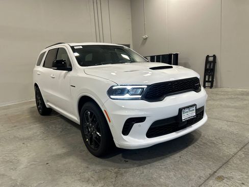 New 2026 Dodge Durango GT image 4