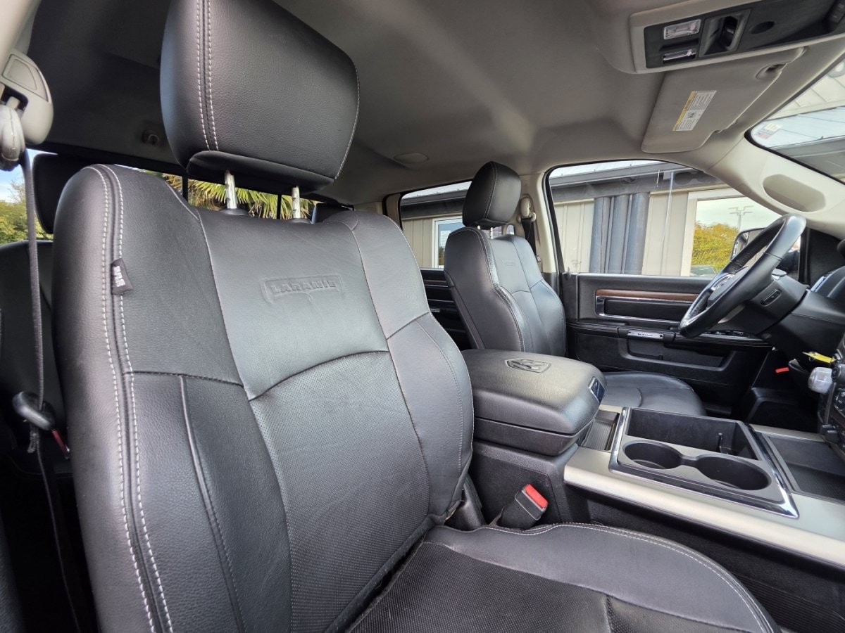 Used 2014 RAM 1500 Laramie AWD/4WD image 13