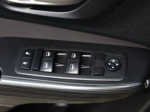 Used 2015 Jeep Cherokee Sport w/ Sport Appearance Group AWD/4WD image 39
