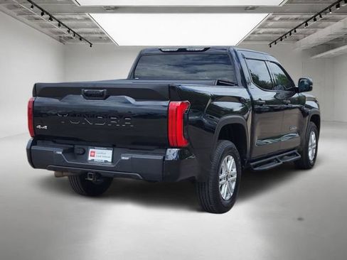 Used 2024 Toyota Tundra SR5 w/ SR5 Convenience Package AWD/4WD image 5