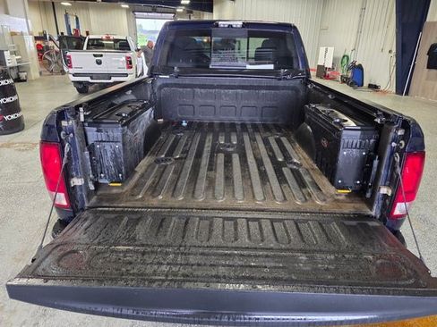 Certified 2017 RAM 2500 Big Horn AWD/4WD image 10