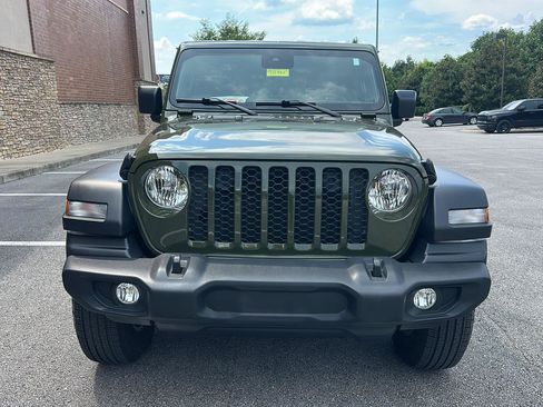 Used 2024 Jeep Wrangler Unlimited Sport AWD/4WD image 8