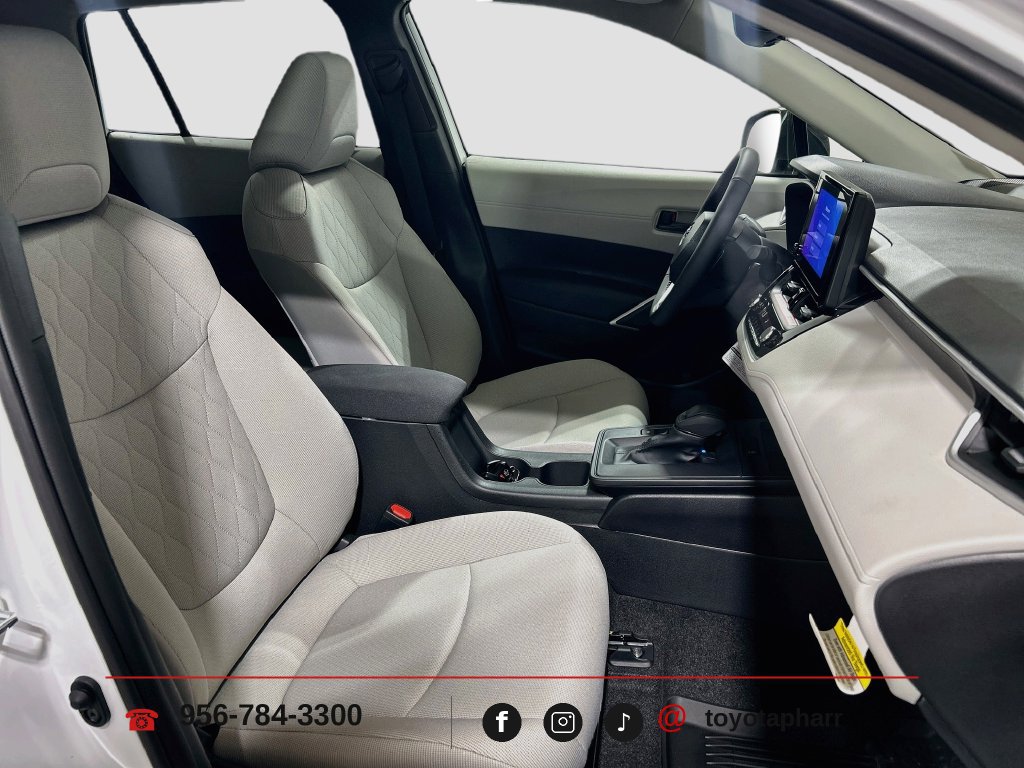 New 2026 Toyota Corolla Cross LE w/ Moonroof Package FWD image 26